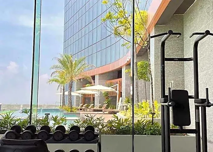 Fili - Nustar & Casino Hotel Cebu